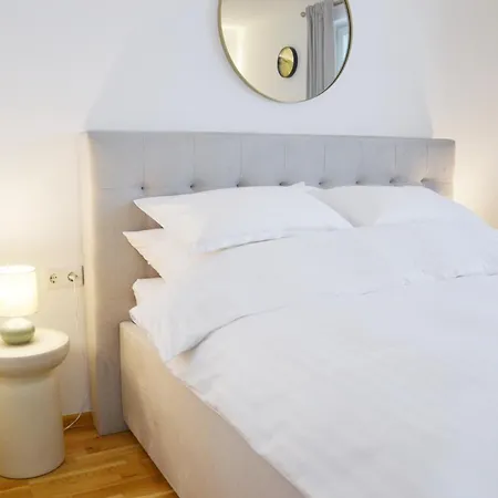 Cozy Sheep Apartment